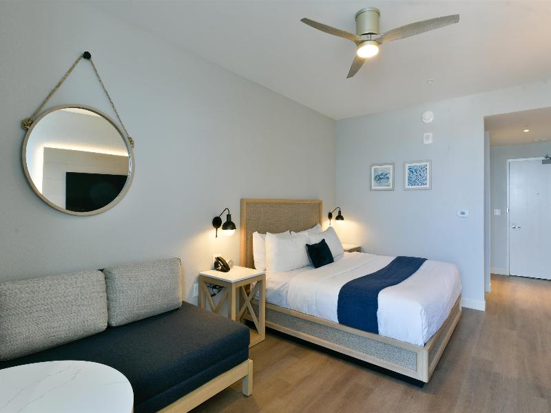 Rod 'N' Reel Resort image