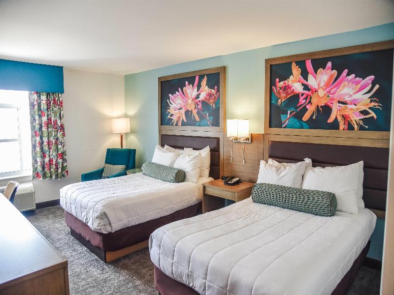 Rod 'N' Reel Resort image