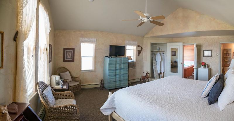 Skyridge Inn Bed & Breakfast image