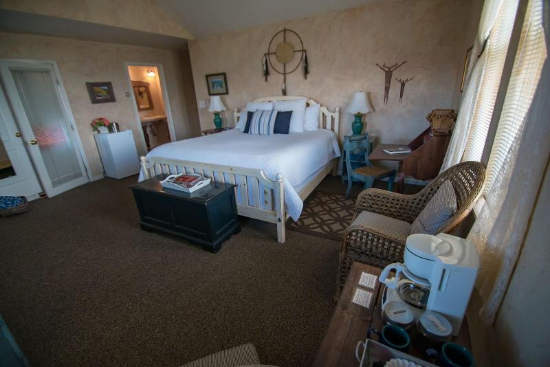 Skyridge Inn Bed & Breakfast image