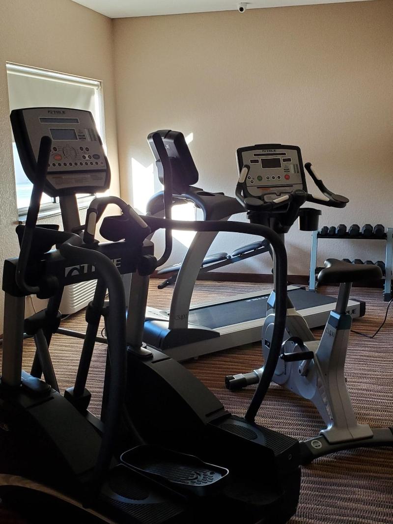 Cobblestone Inn & Suites - Clarion image