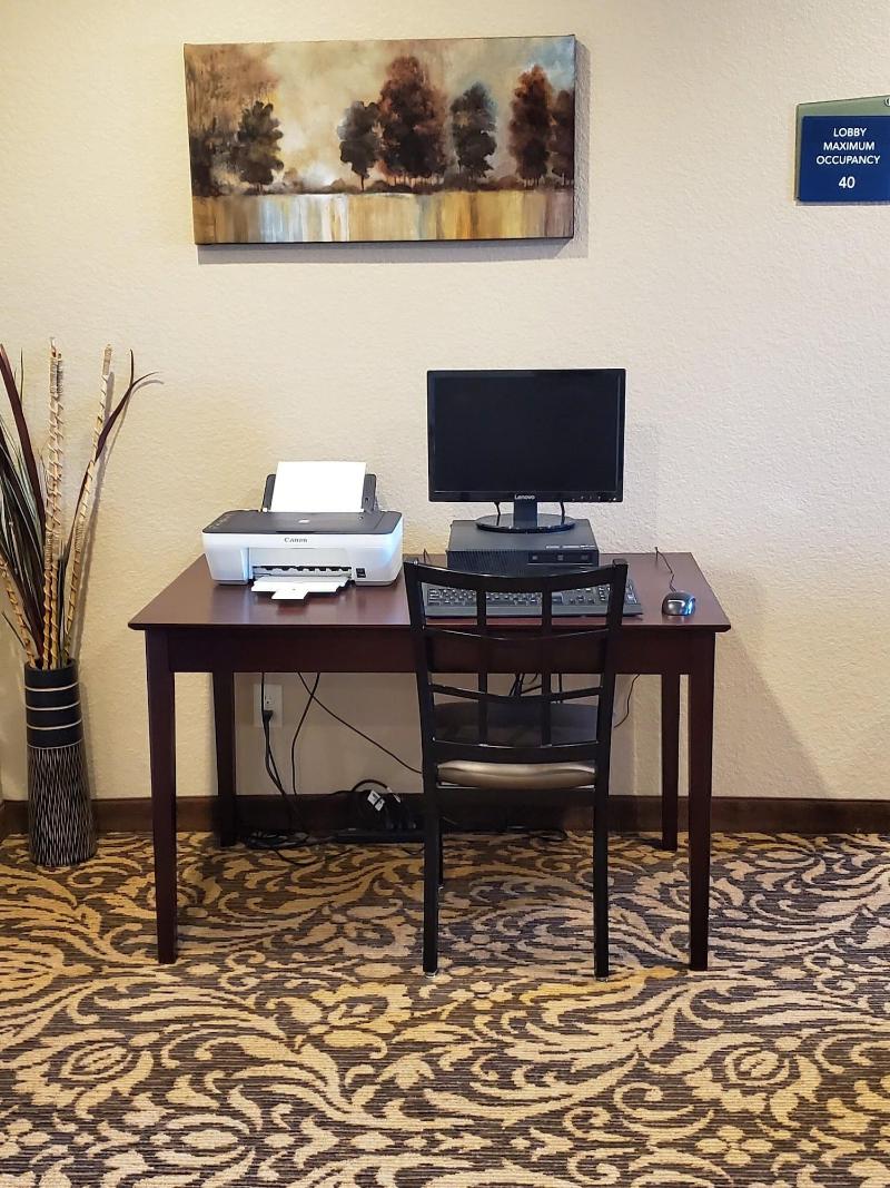 Cobblestone Inn & Suites - Clarion image