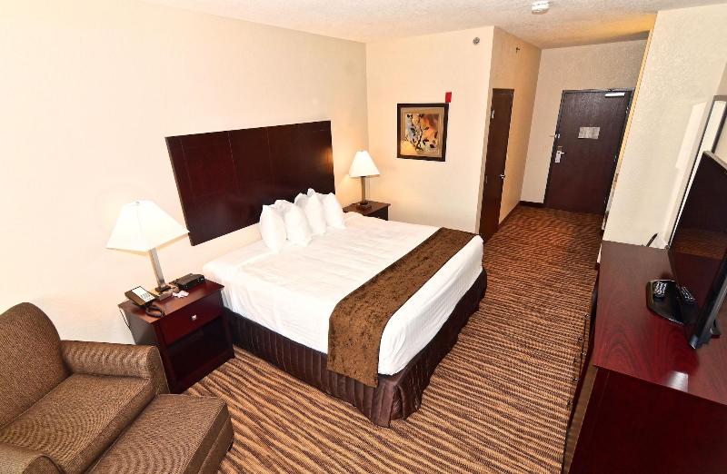 Cobblestone Inn & Suites - Clarion image 2
