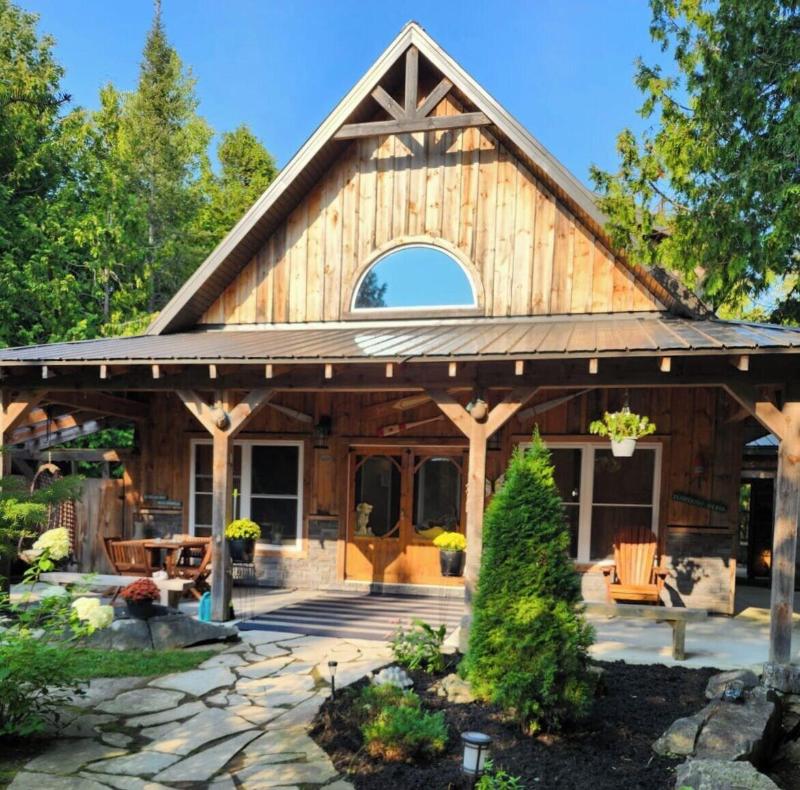Mermaid's Boutique Adult Guest House image 5