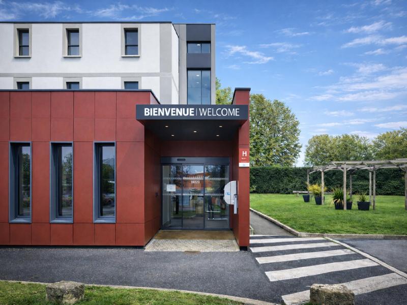 Brit Hotel Confort Roissy Saint-Witz