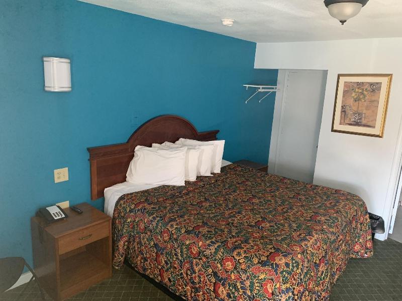 Mayo Inn image