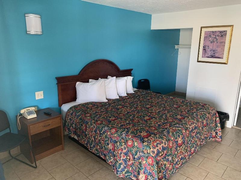 Mayo Inn image