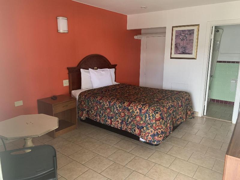 Mayo Inn image