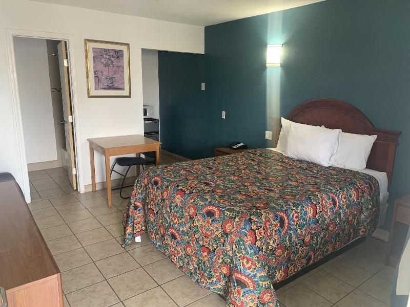 Mayo Inn image