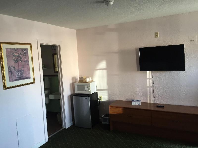 Mayo Inn image