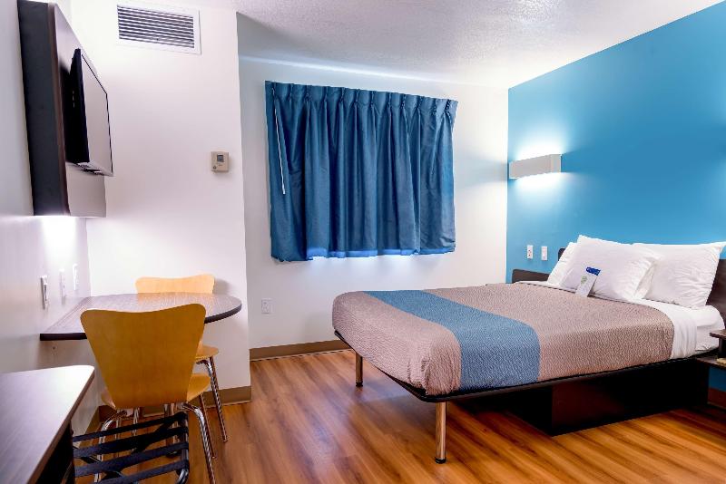 Motel 6 Pottstown, PA image