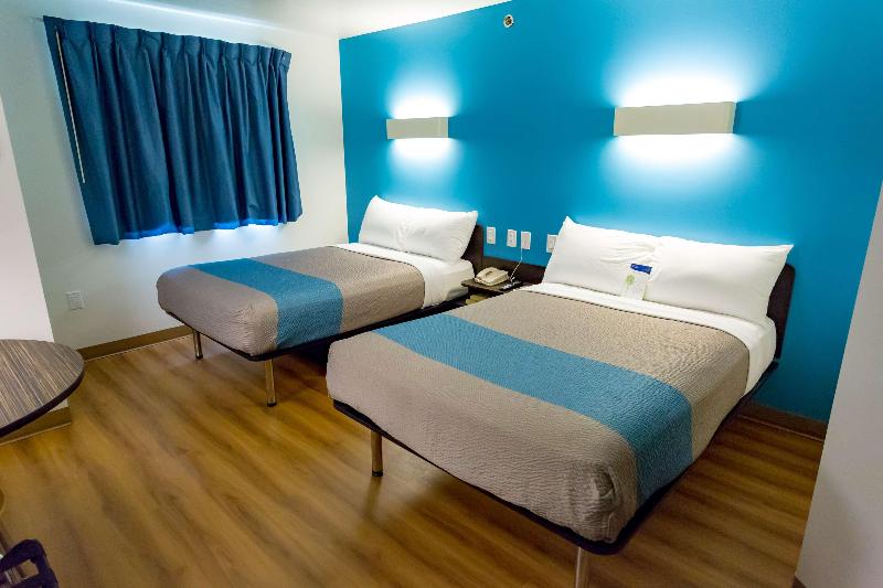 Motel 6 Pottstown, PA image