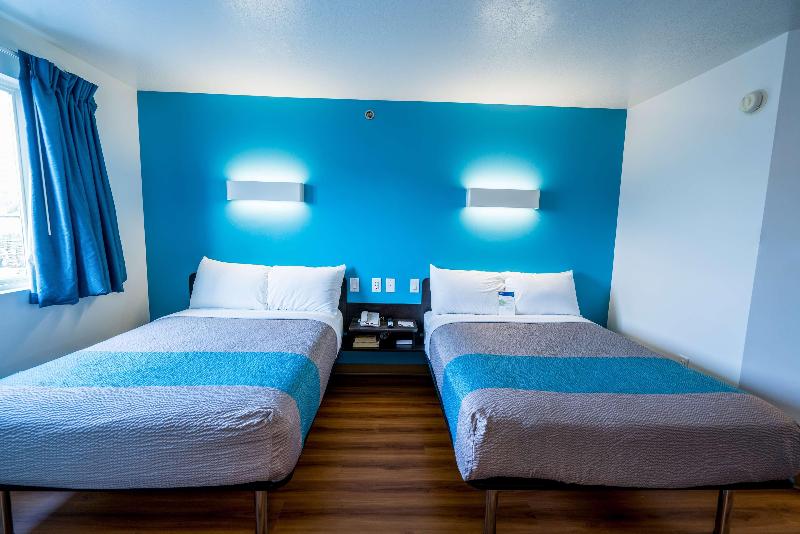 Motel 6 Pottstown, PA image
