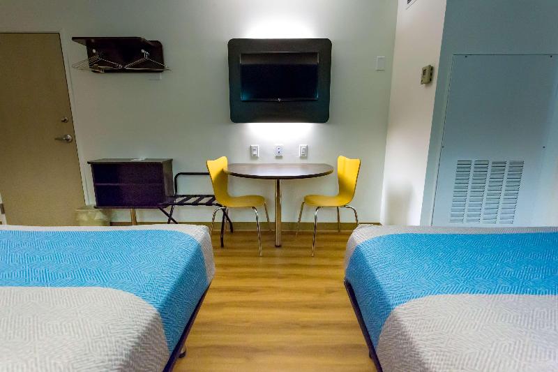 Motel 6 Pottstown, PA image