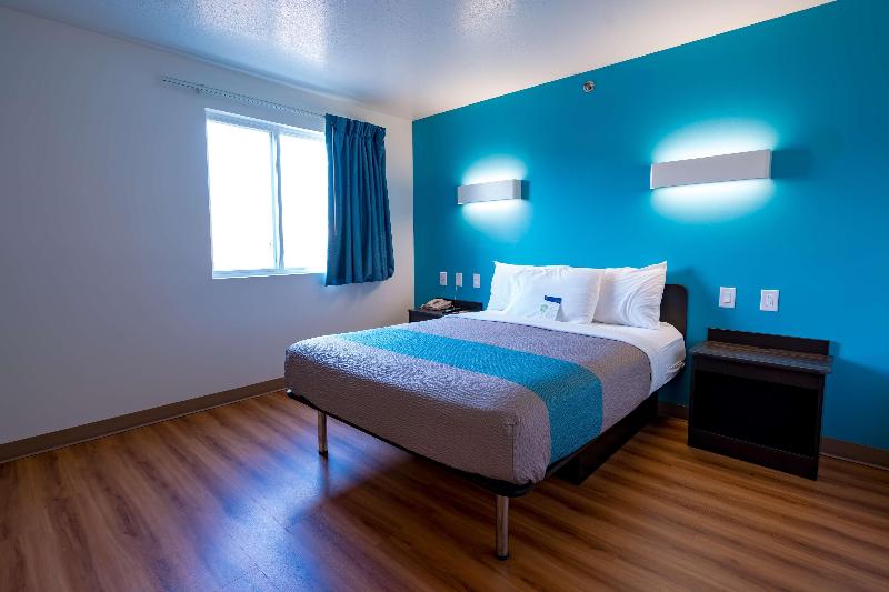 Motel 6 Pottstown, PA image