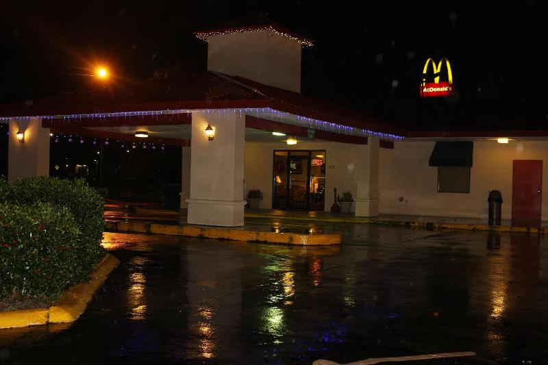 Best Inn Booneville image