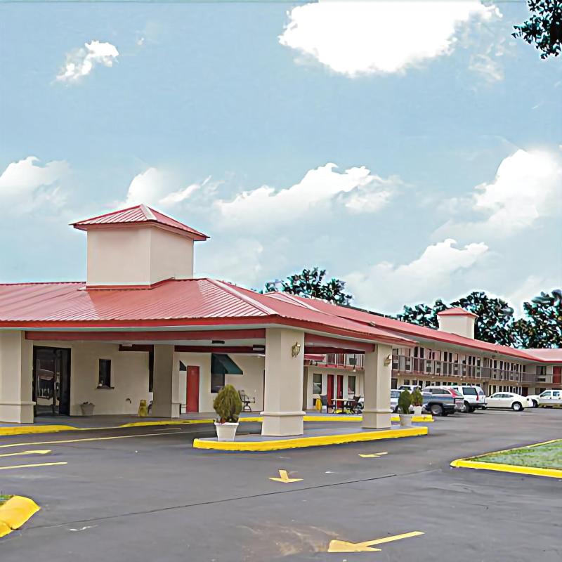 Best Inn Booneville image