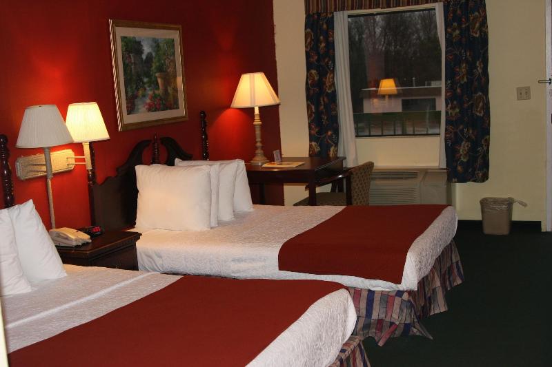 Best Inn Booneville image 1