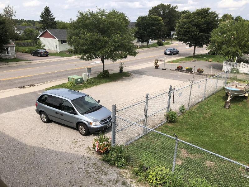 Oakwood Motel image