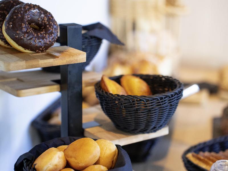 Ibis Styles Lille Neuville-en-Ferrain image