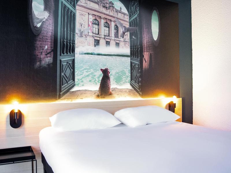 Ibis Styles Lille Neuville-en-Ferrain image