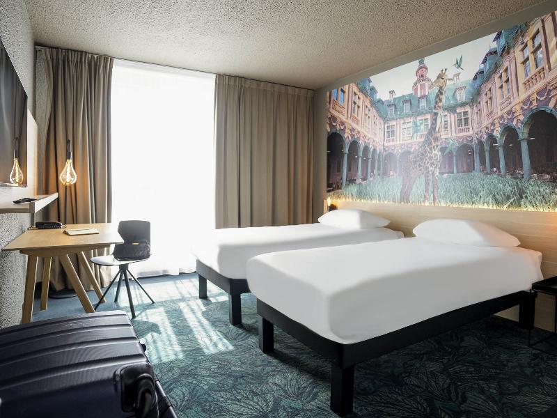 Ibis Styles Lille Neuville-en-Ferrain image