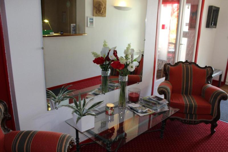 Villa Hotel image