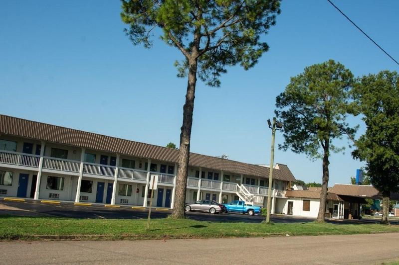 Motel 6 Brinkley, AR image