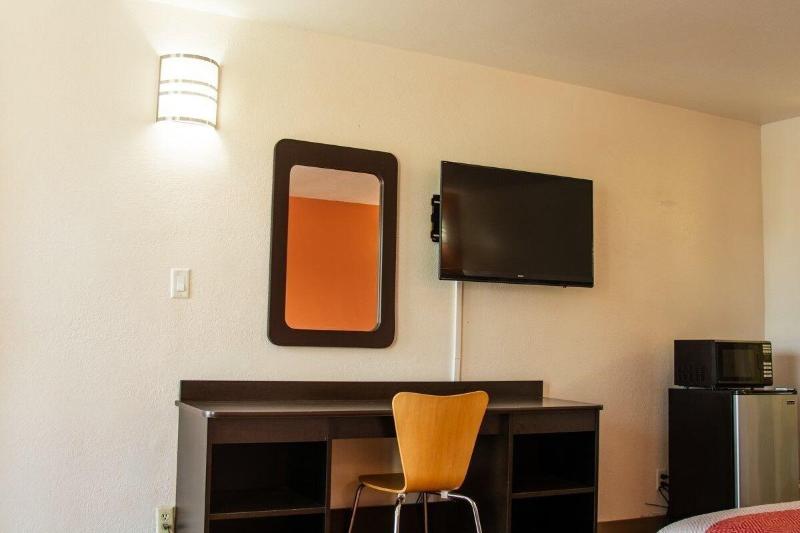 Motel 6 Brinkley, AR image