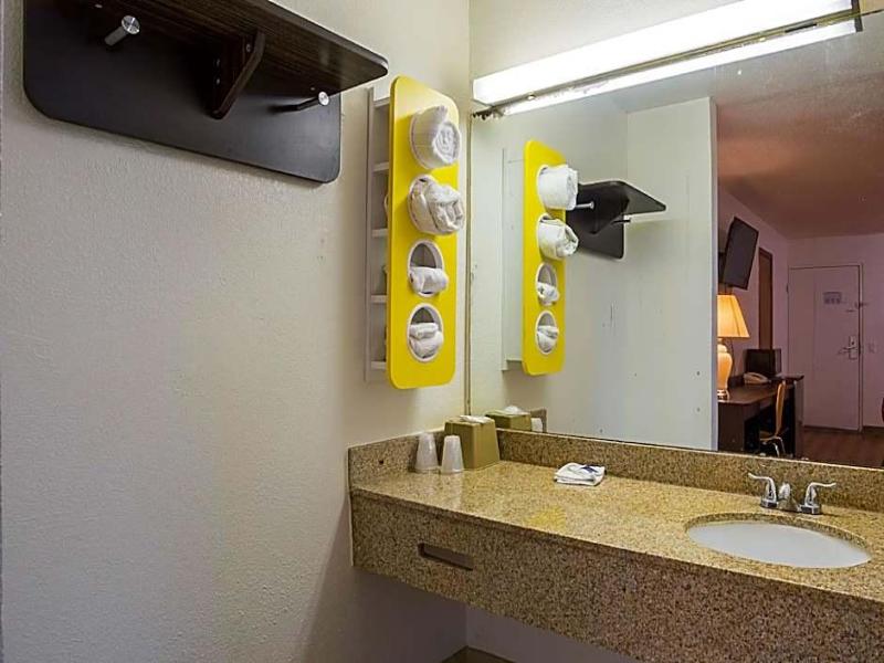 Motel 6 Brinkley, AR image