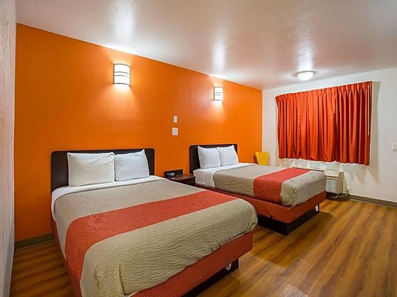 Motel 6 Brinkley, AR image