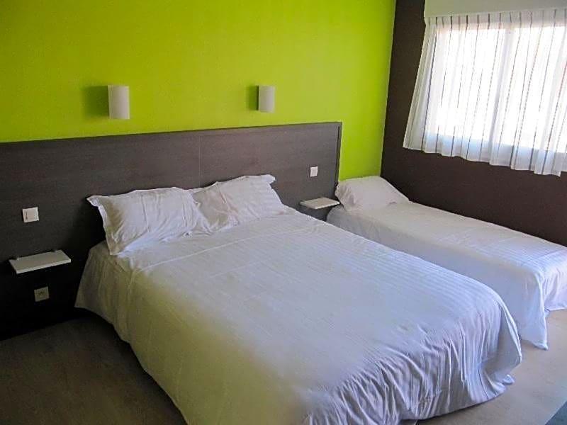 Hôtel Cantal Cottages image