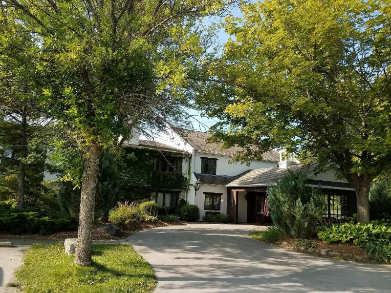 Settlement Courtyard Inn & Lavender Spa image