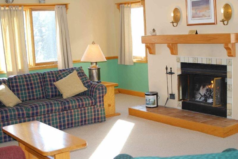 Settlement Courtyard Inn & Lavender Spa image