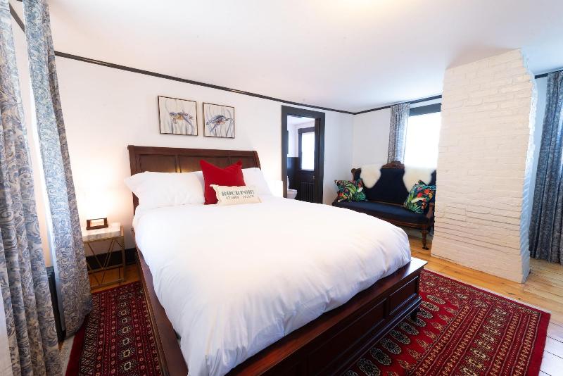 Addison Choate Inn image
