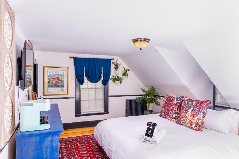 Addison Choate Inn image