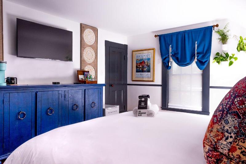 Addison Choate Inn image