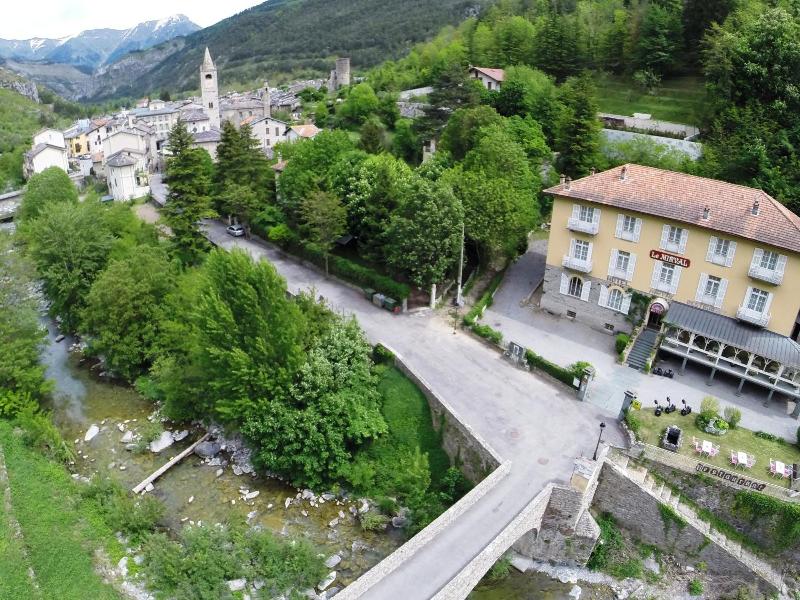 Le Mirval image
