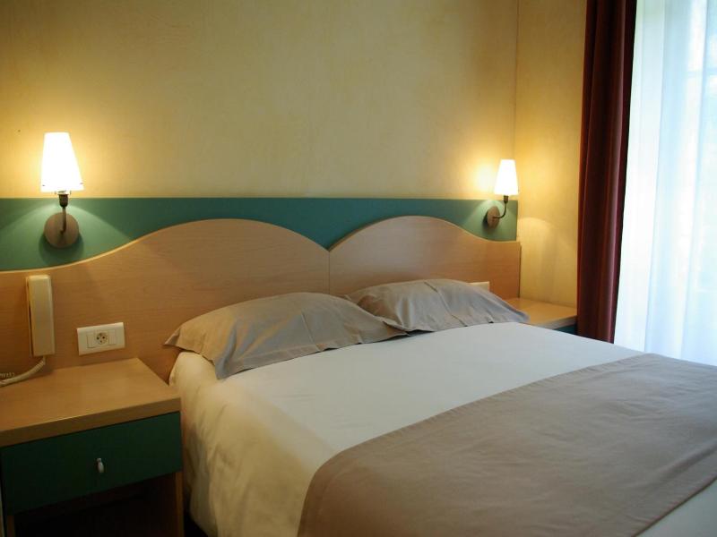 Le Mirval image