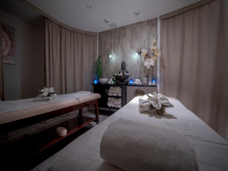 Best Western Plus Central Park Hotel & Spa image