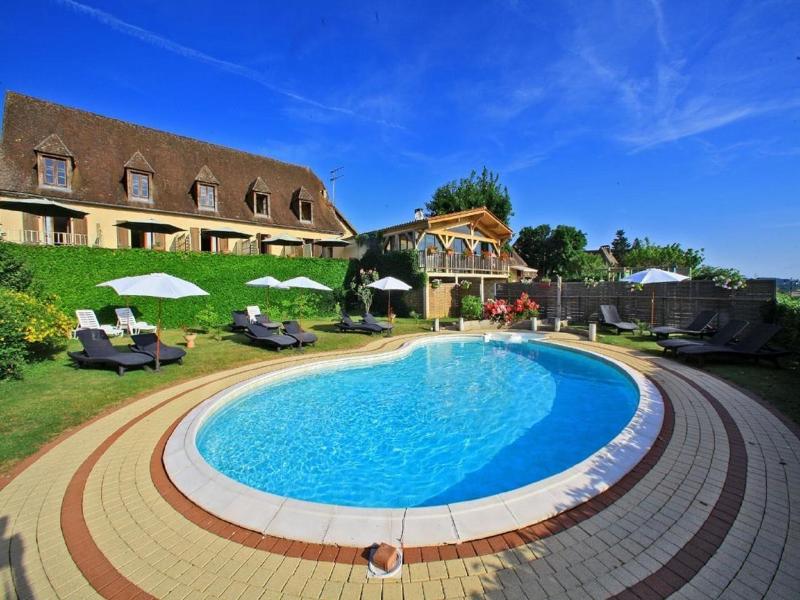 Hôtel Bien-Etre Aux Cyprès de Marquay (EX Hôtel image