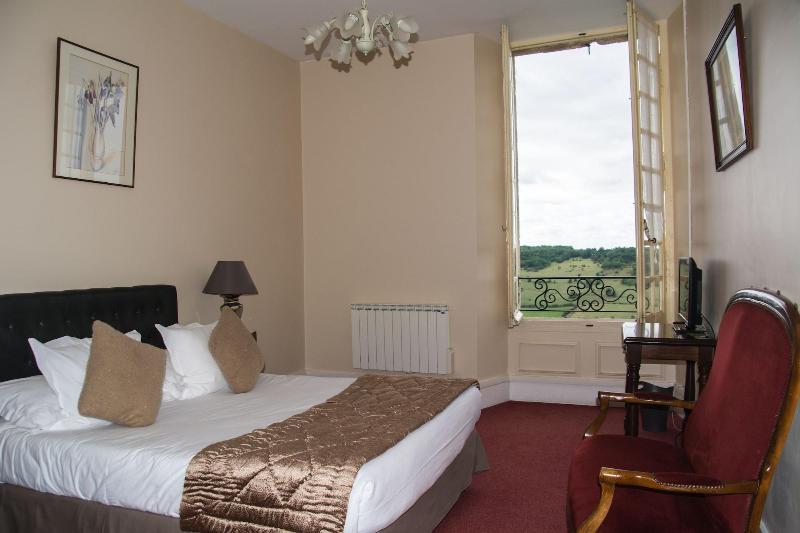 Hotel Raymond Vii image