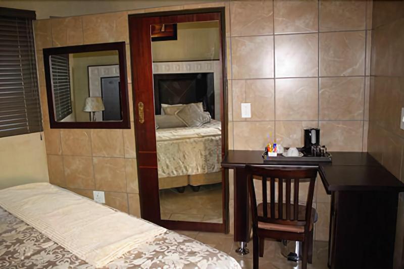 Vhafamadi Bed And Breakfast - Image 5