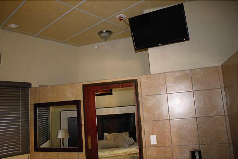 Vhafamadi Bed And Breakfast - Image 8