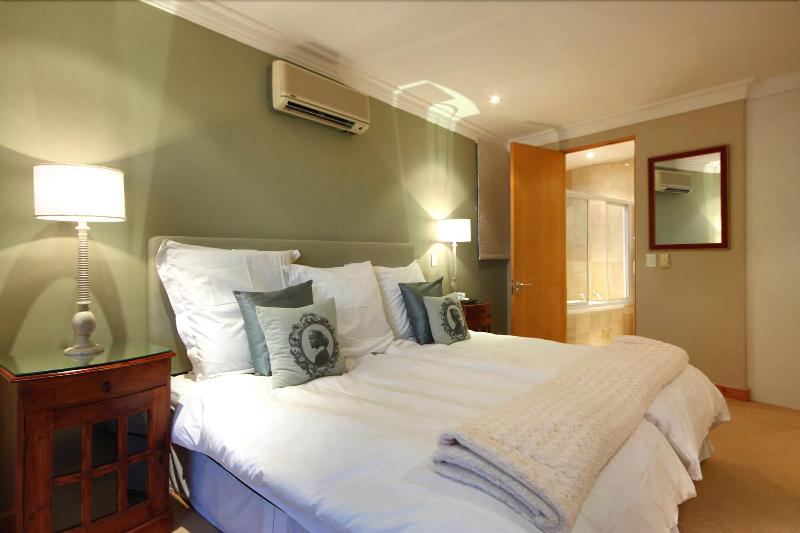 Balfour Place image