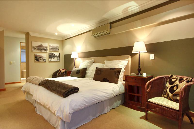 Balfour Place image