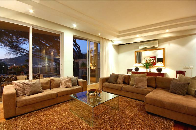 Balfour Place image