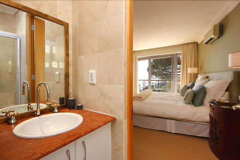 Balfour Place image