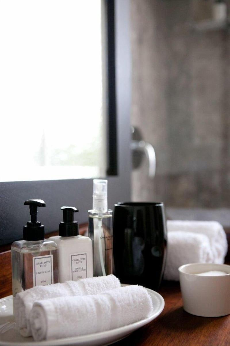 Banksia Boutique image