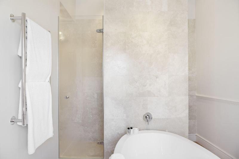 Banksia Boutique image